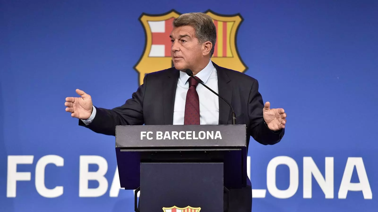 Roda de premsa amb Joan Laporta