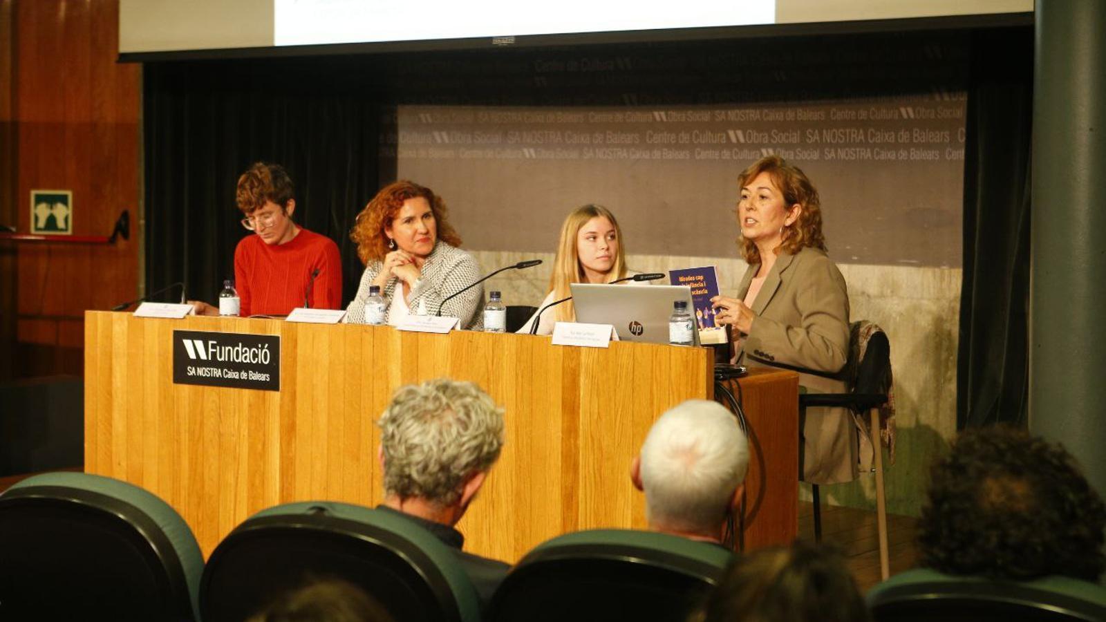 Presentació del 'Diagnòstic sobre el benestar d'infants i adolescents a Mallorca'.