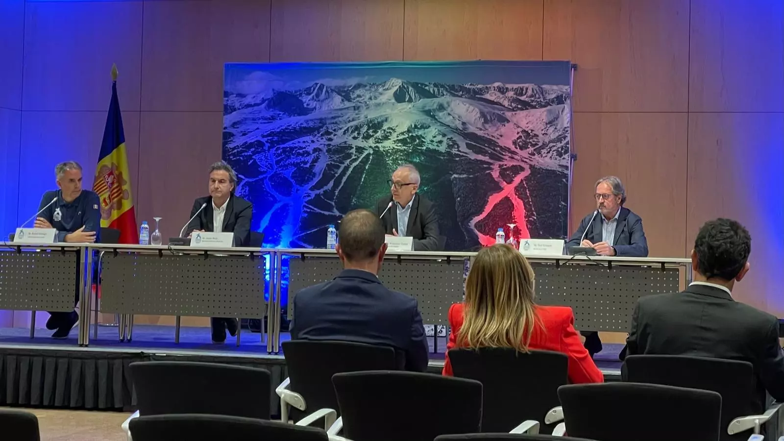 Hidalgo, Ruiz, Camp i Crespo durant la compareixença.