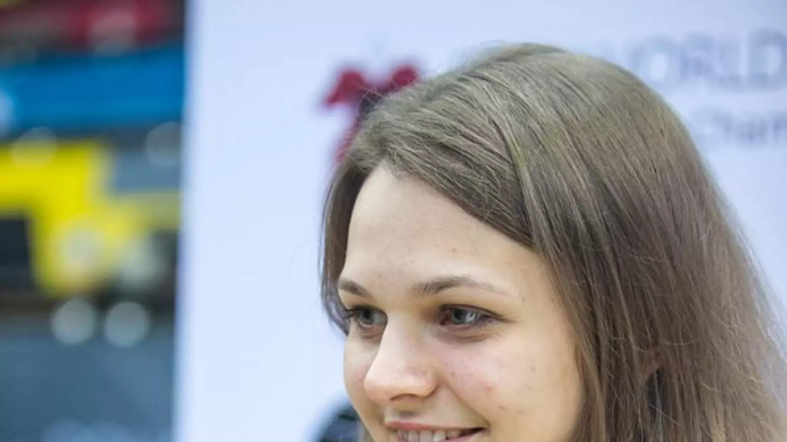 Anna Muzychuk, rebent el títol de campiona del món d'escacs a Doha el 2016