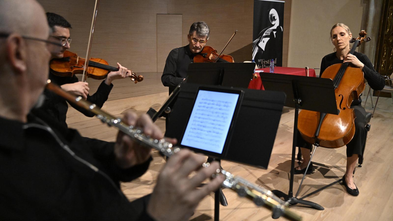 Performance during the press conference presenting the Cervera Easter Festival 2026