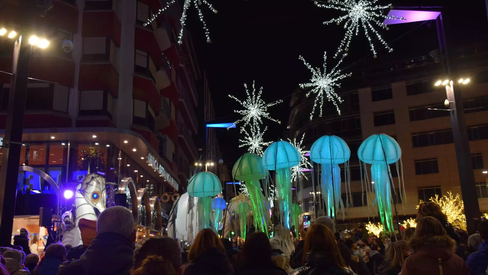 L’espectacle inaugural del Poblet de Nadal 'Abyss', de la Compagnie Remue Ménage.
