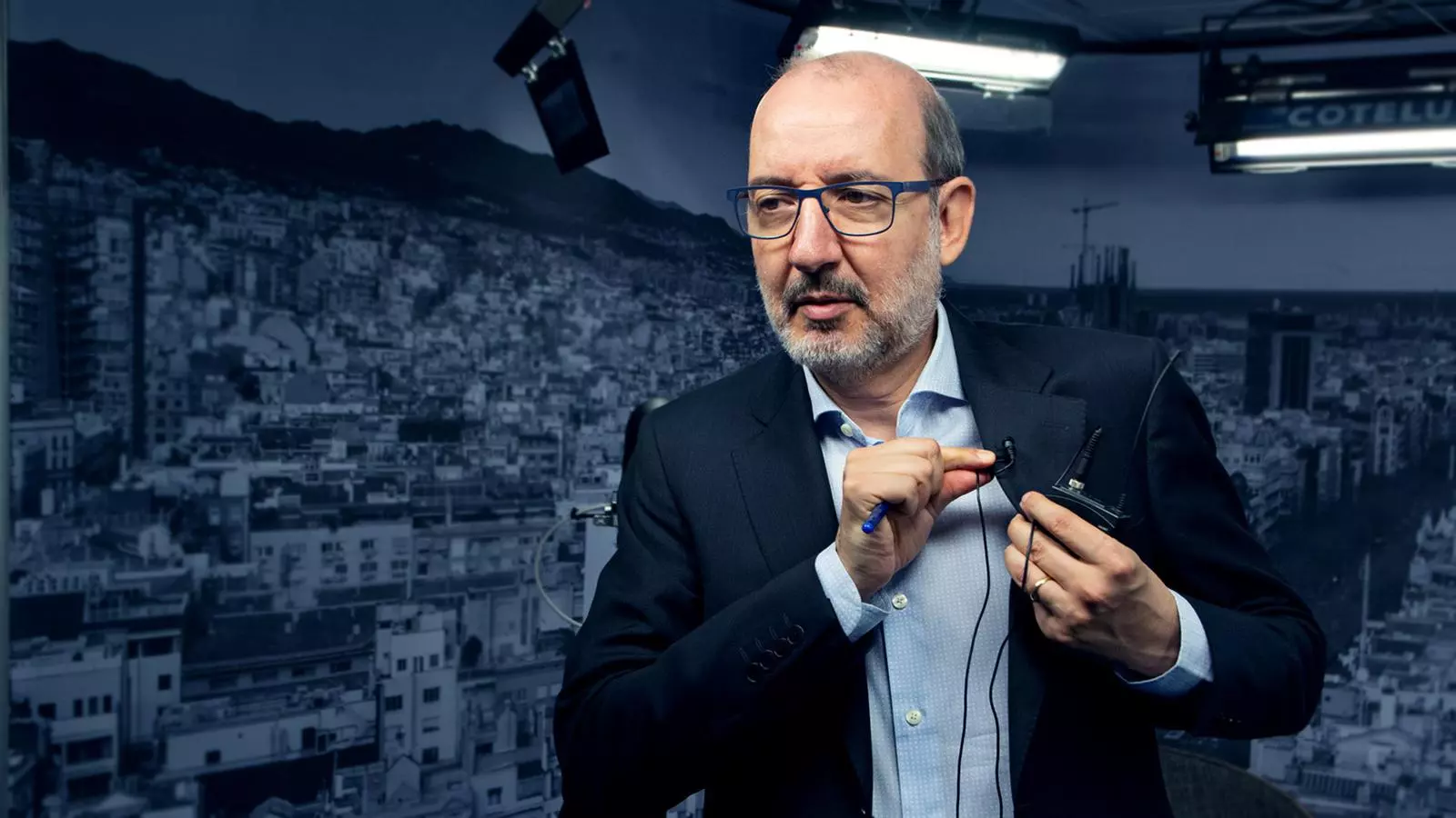 L'anàlisi d'Antoni Bassas: 'Festa pels presos a Palafrugell i el ‘Cuéntame’ de Casado'