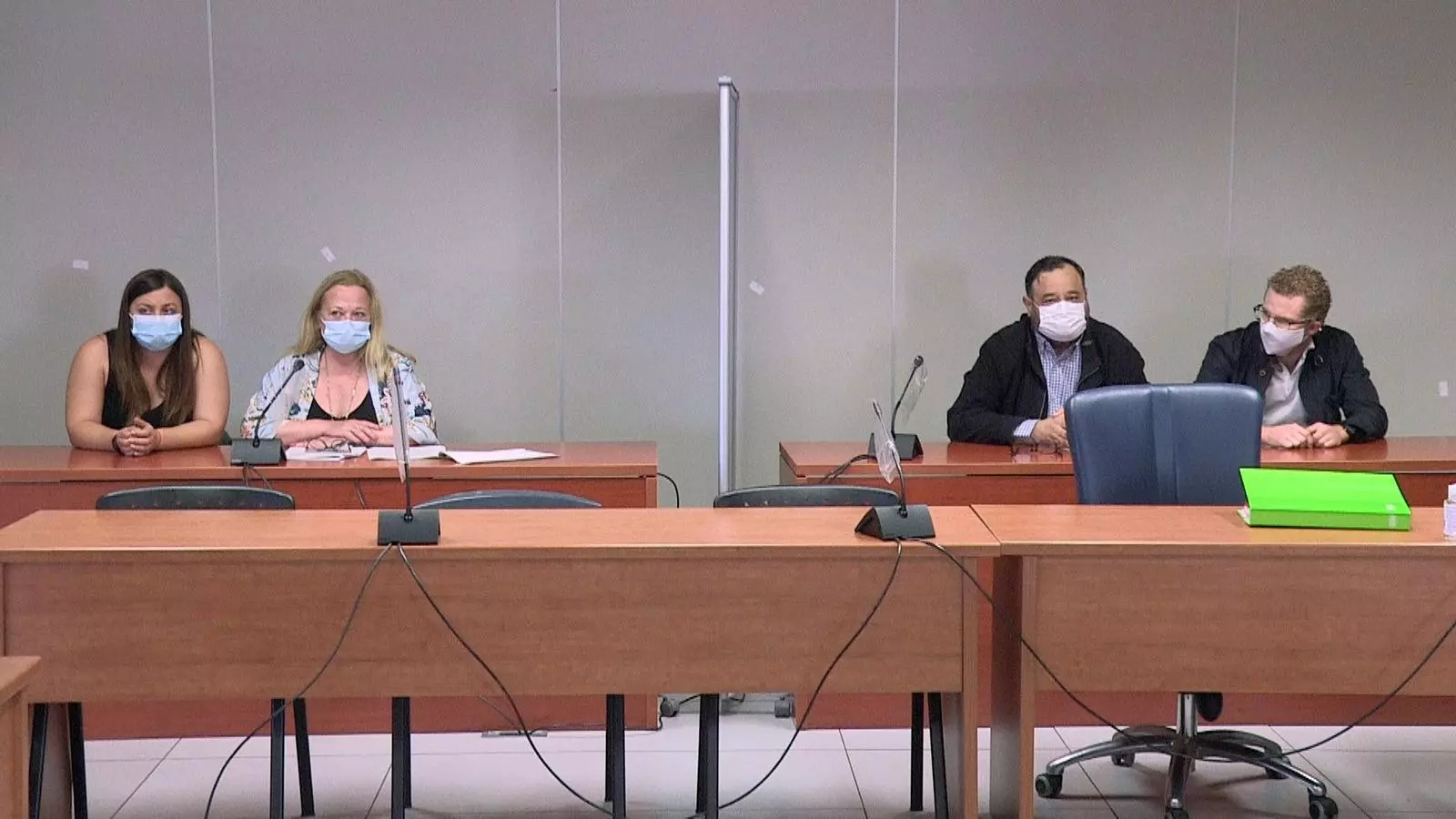 Els pares dels nens assassinats a Godella el 2019 durant el judici celebrat a l'Audiència Provincial de València
