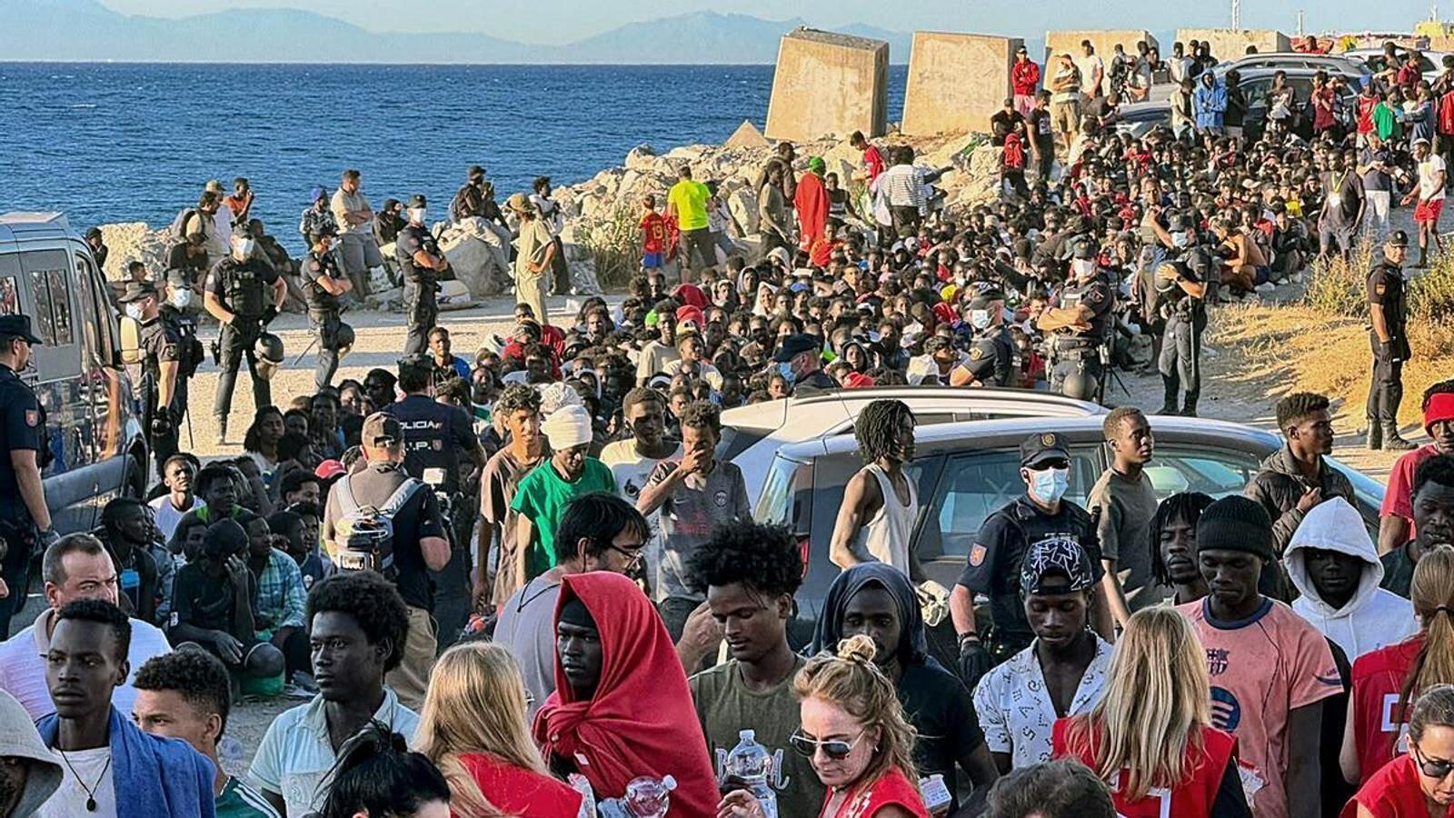 Massive entry of migrants into Ceuta.