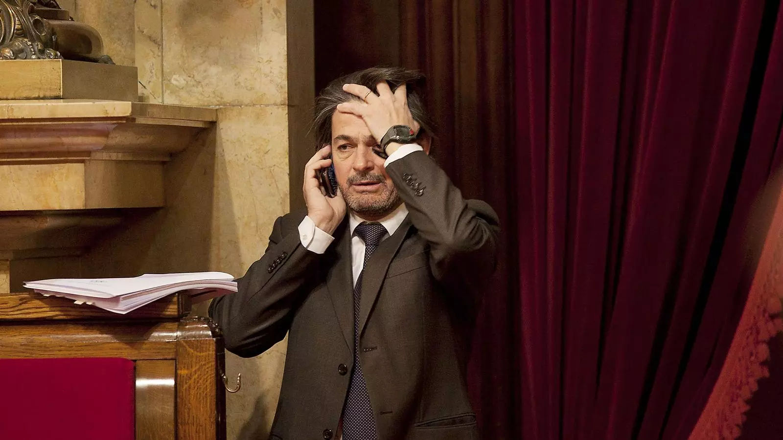 El secretari general de CDC i president del grup parlamentari de CiU, Oriol Pujol, entrant al ple del Parlament en una foto d'arxiu.