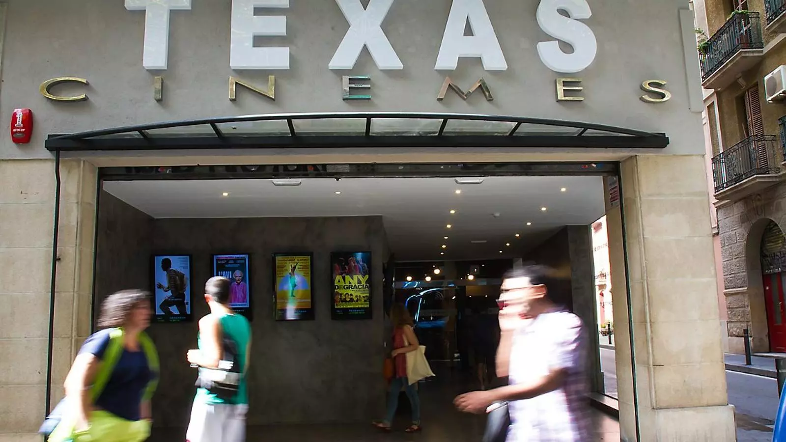 La façana dels nous Cinemes Texas, que obriran al públic el dijous 18 de setembre.