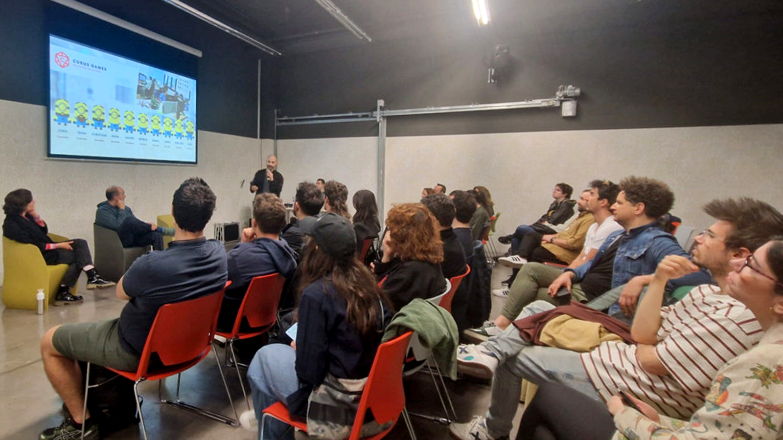 Imagen del primer encuentro de DeviCAT, Asociación de Desarrolladores y Editores de Videojuegos en Cataluña.