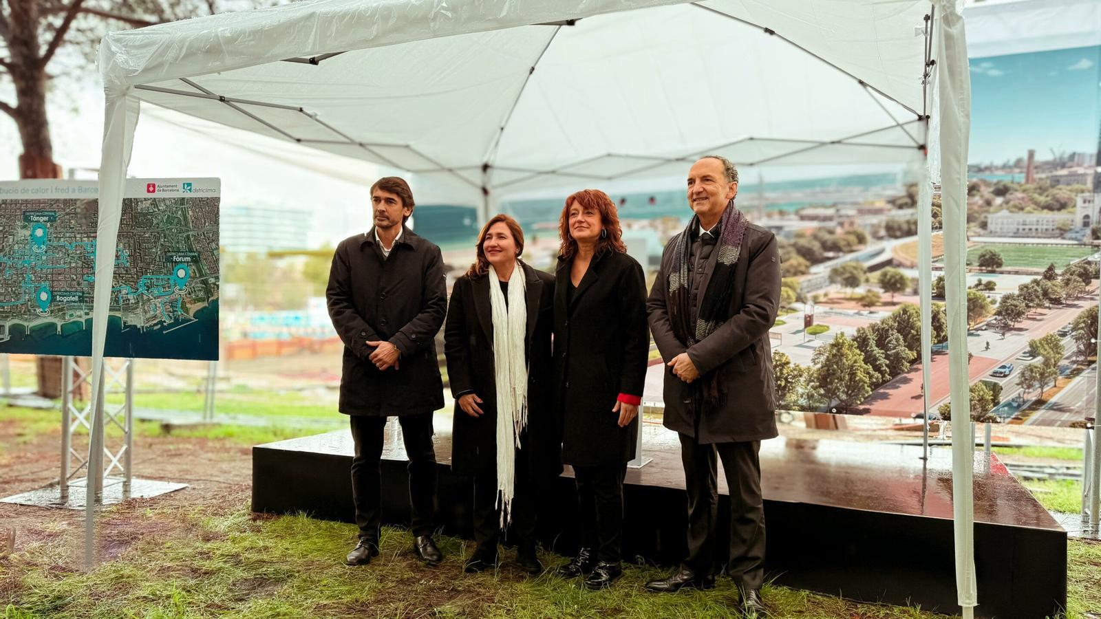 The first deputy mayor, Laia Bonet, visited the Districlima construction site this Friday.