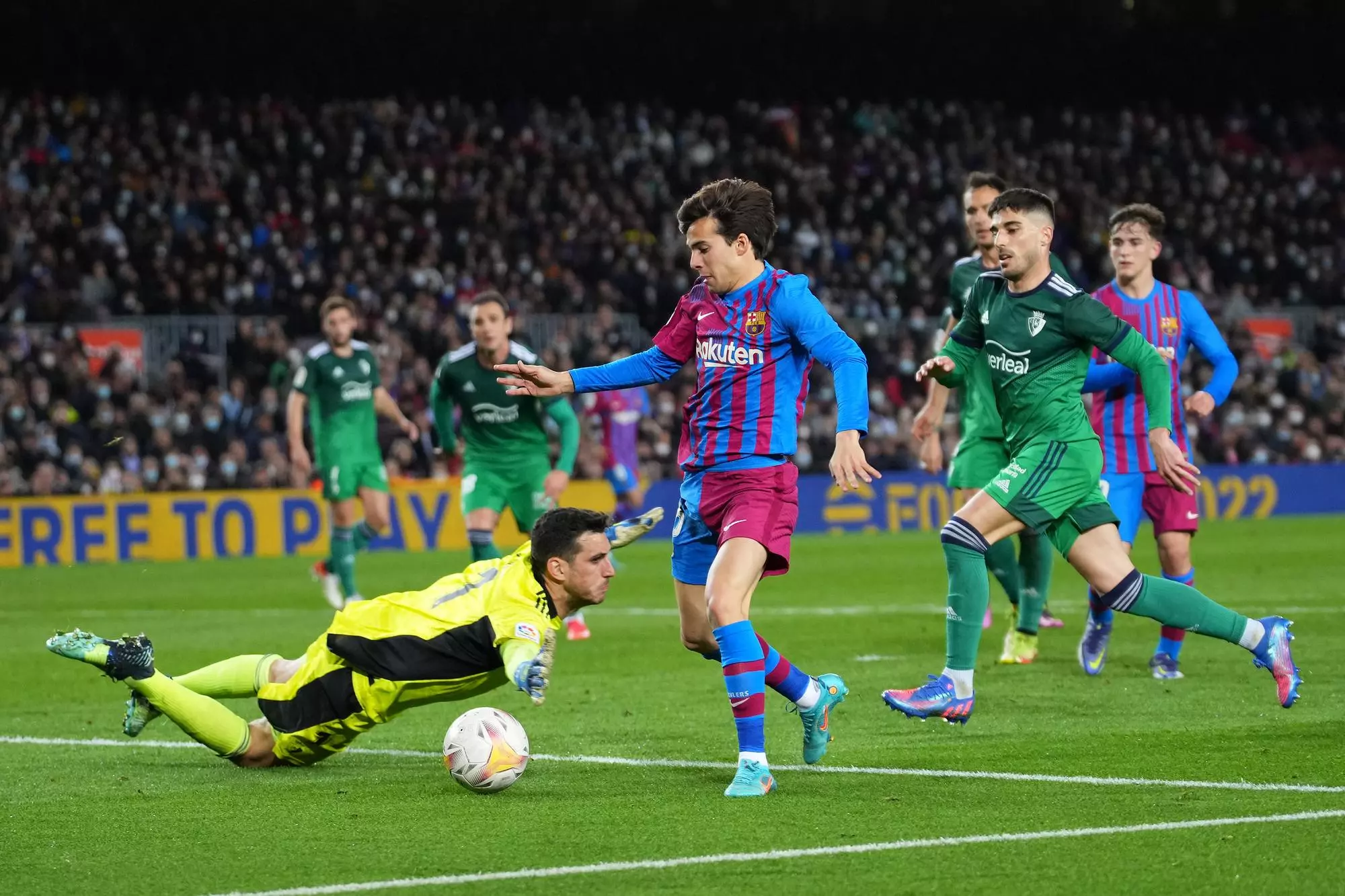 Riqui Puig contra el Osasuna el passat 13 de març al Camp Nou