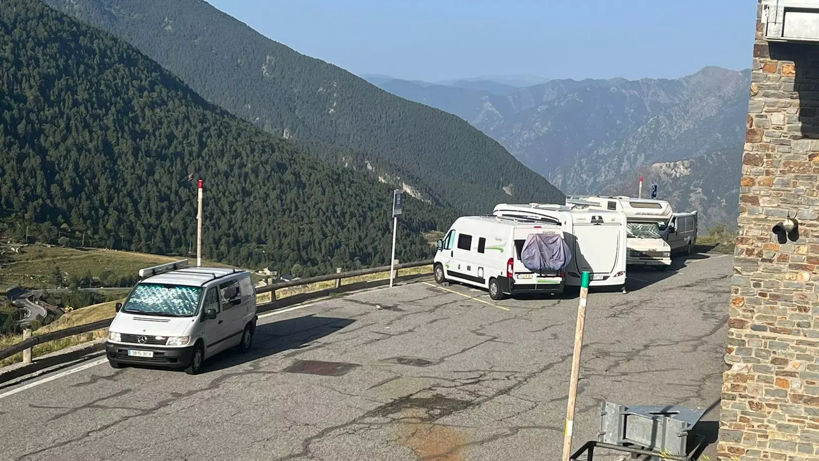 Turistes 'càmper' a Andorra.