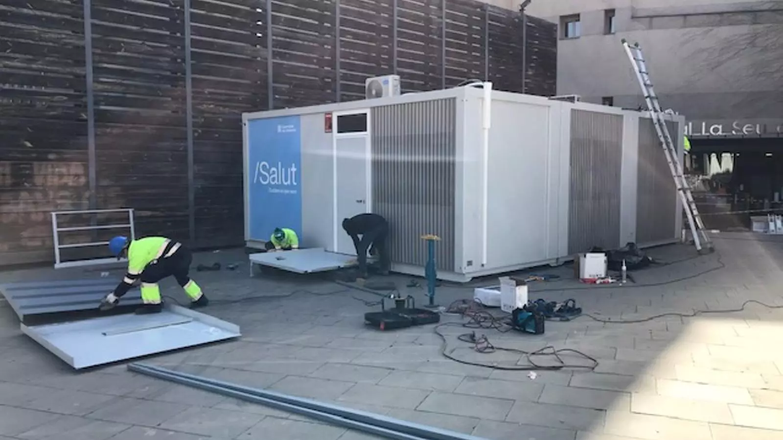 El mòdul que s'està instal·lant a la Seu d'Urgell