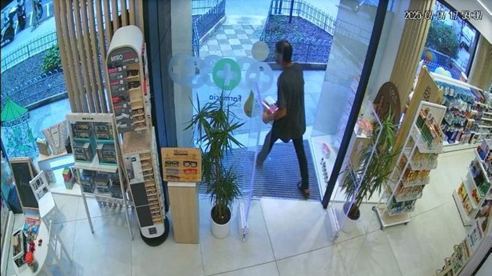A man arrested for 40 thefts in 15 stores in Lloret de Mar
