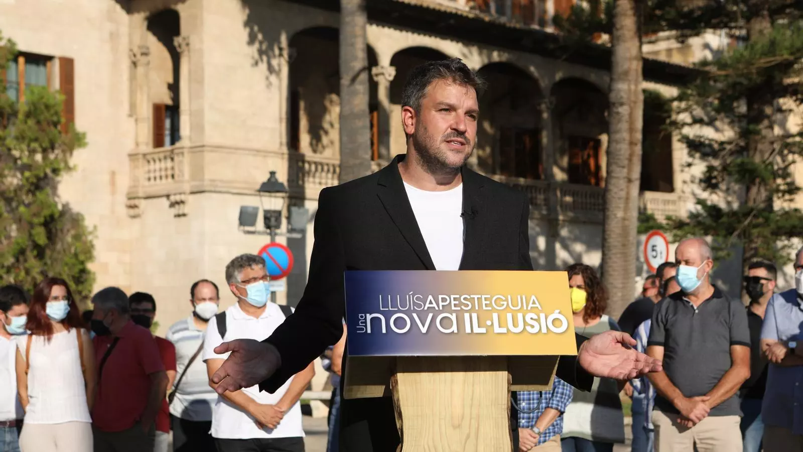 Lluís Apesteguia durant la presentació de la seva candidatura per les primàries de Més al Govern de les Illes Balears.