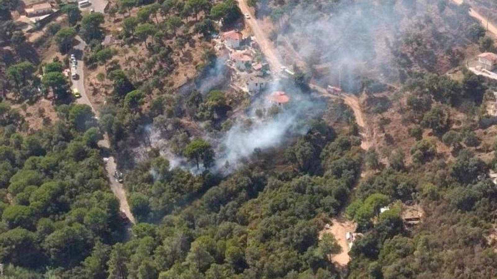Stabilized the forest fire of Tordera, which has been stopped between paths