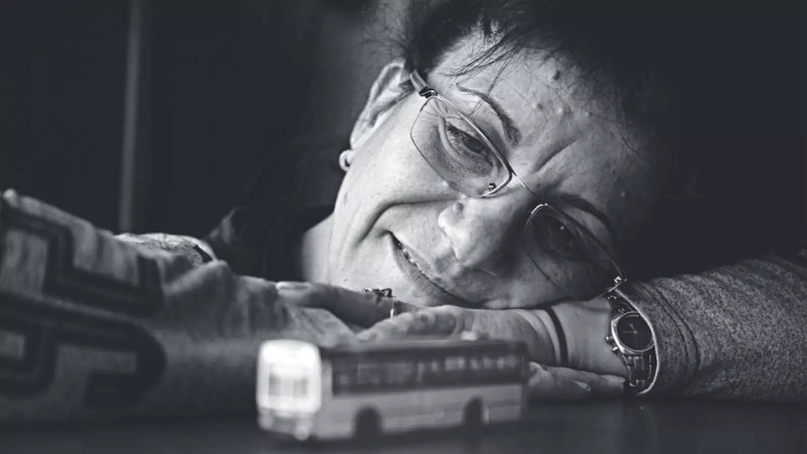 Sílvia Domingo, ara condueix un autobús / AGUSTÍ CARBONELL