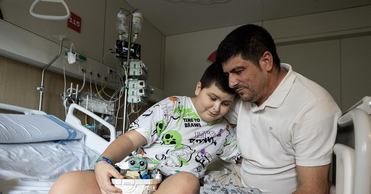 En Kevin farà 12 anys al juliol, però sembla més gran quan parla amb claredat de la malaltia que pateix des de fa uns mesos. El febrer passat li van diagnosticar aplàsia...