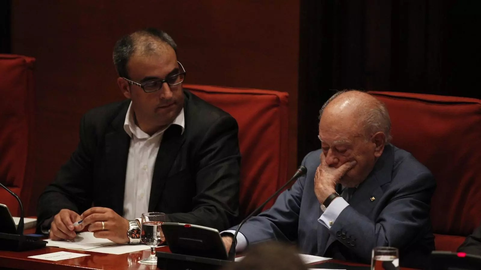 L'expresident de la Generalitat, Jordi Pujol, en la compareixença parlamentària sobre els diners que ha tingut a l'estranger / PERE TORDERA
