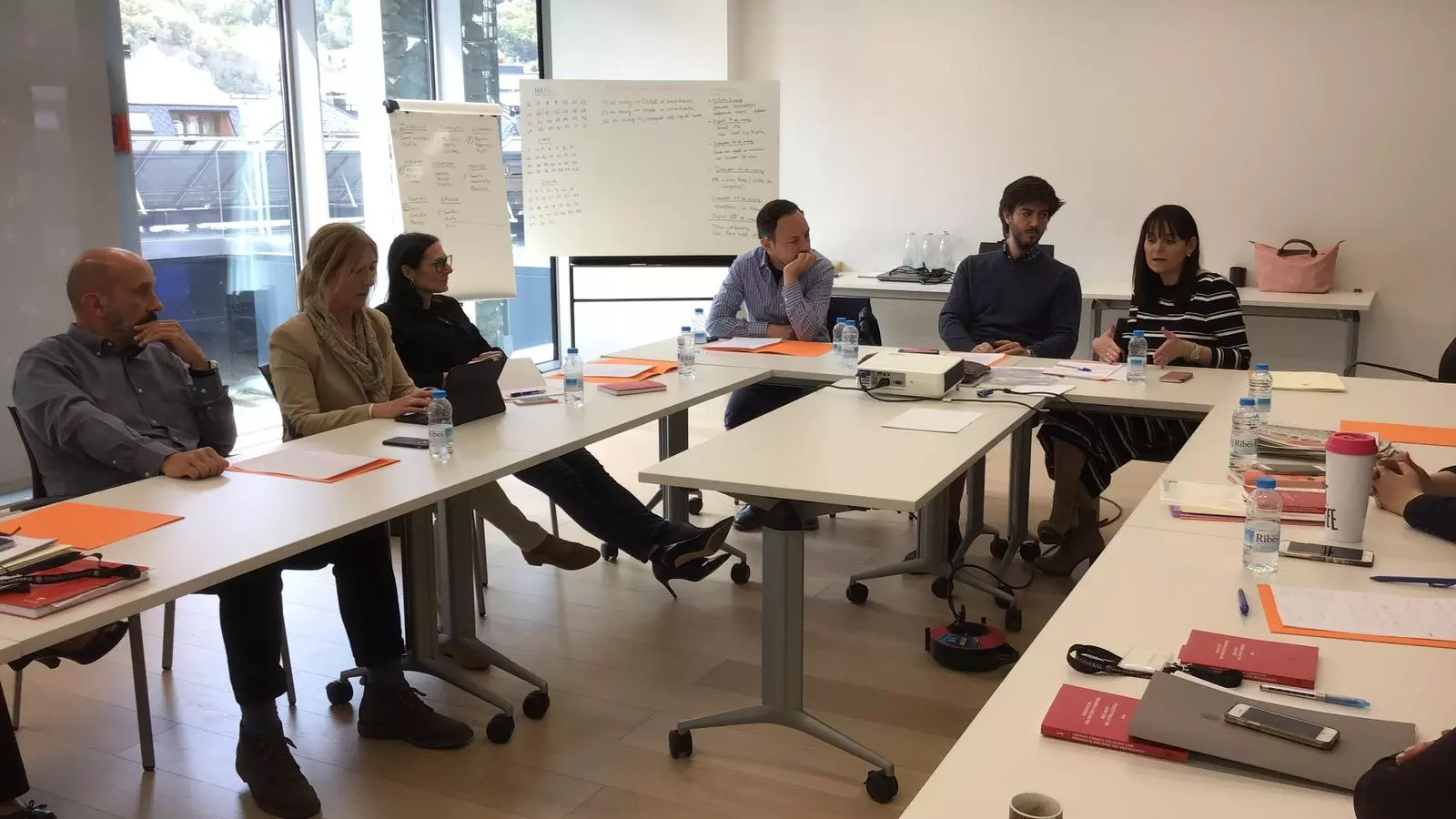 La reunió del grup parlamentari demòcrata. / DEMÒCRATES