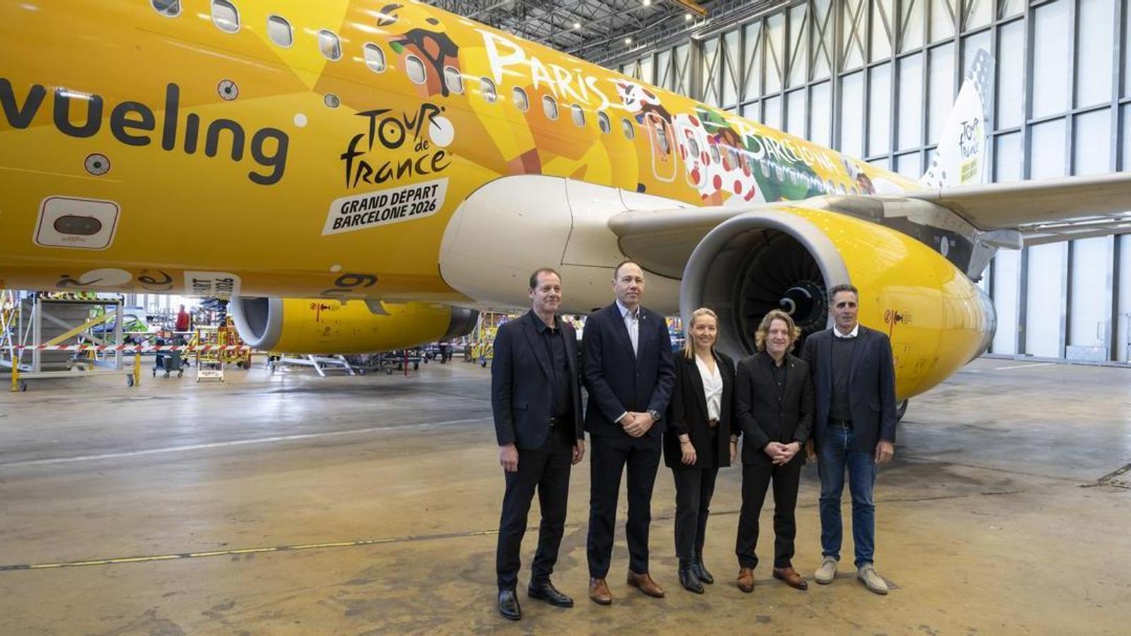 L'avió de Vueling dedicat al Tour.
