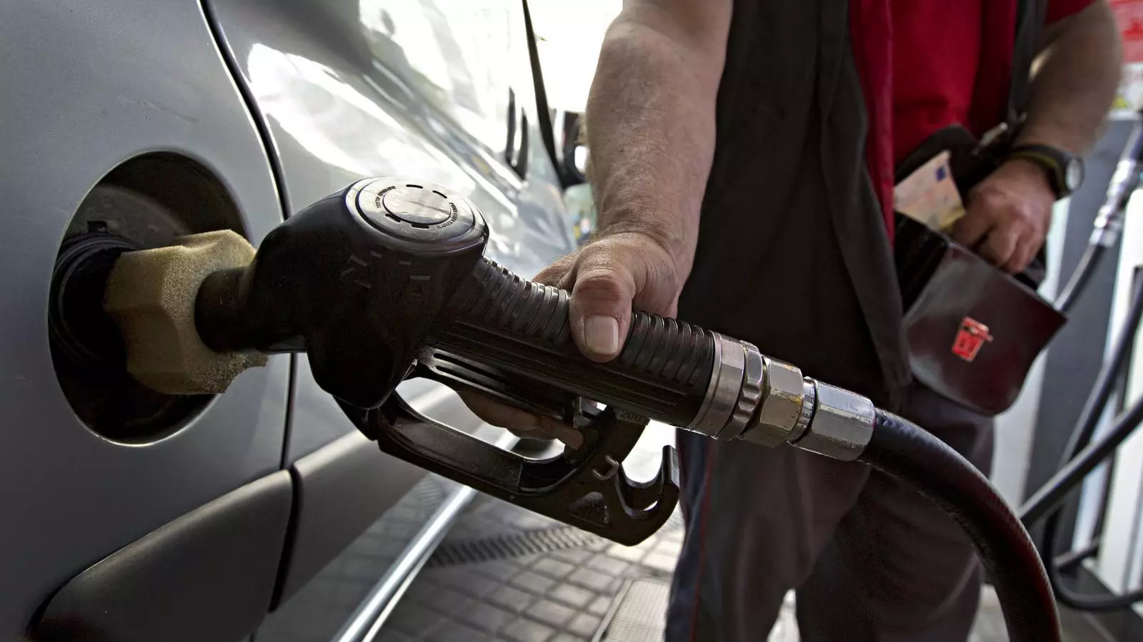 El preu del petroli es dispararà si l'Iran tanca l'estret d'Ormuz