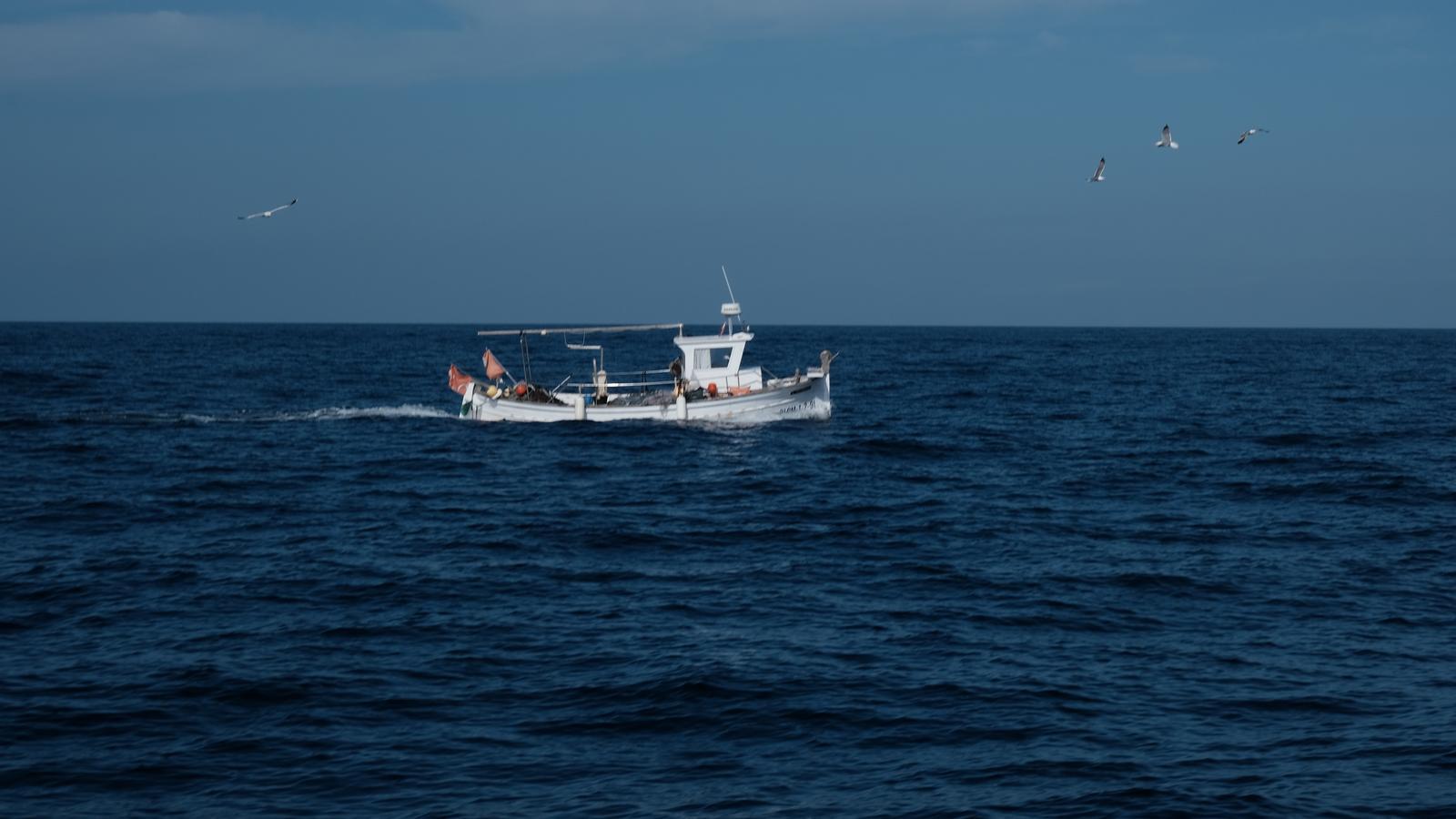 Barco de pescadores en Cabrera.