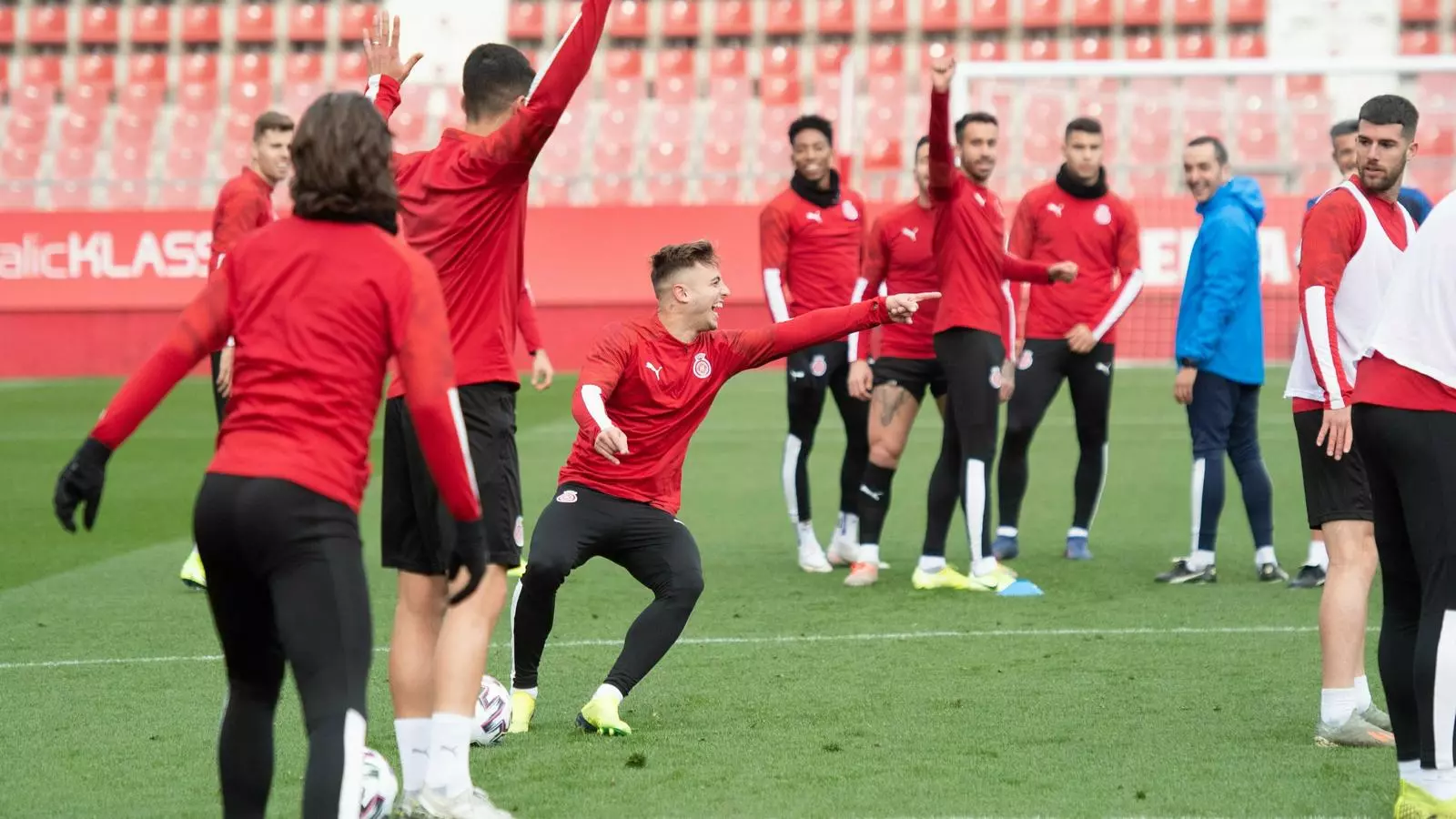 Els jugadors del Girona, durant un entrenament