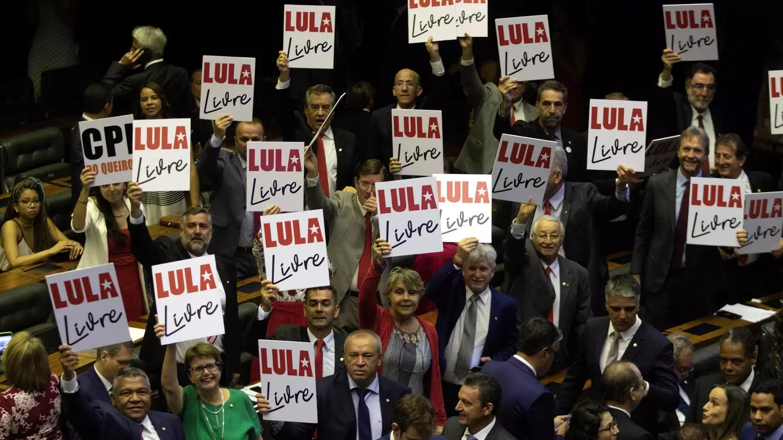 Partidaris de Lula demanen la seva llibertat, al Congrés brasiler