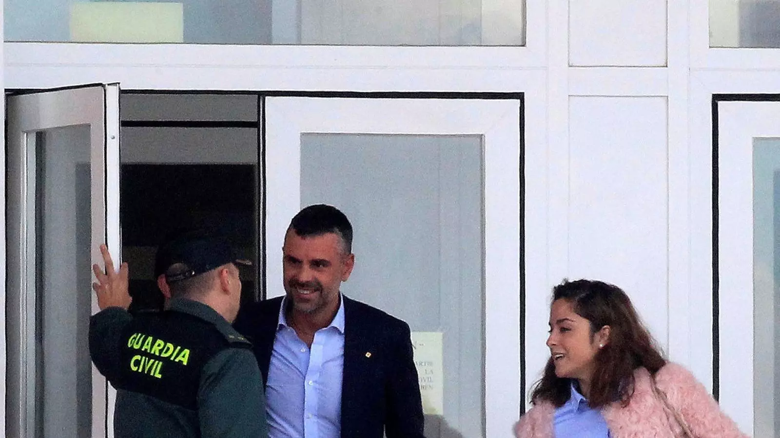 L’exconseller Santi Vila ahir en el moment de sortir de la presó d’Estremera.
