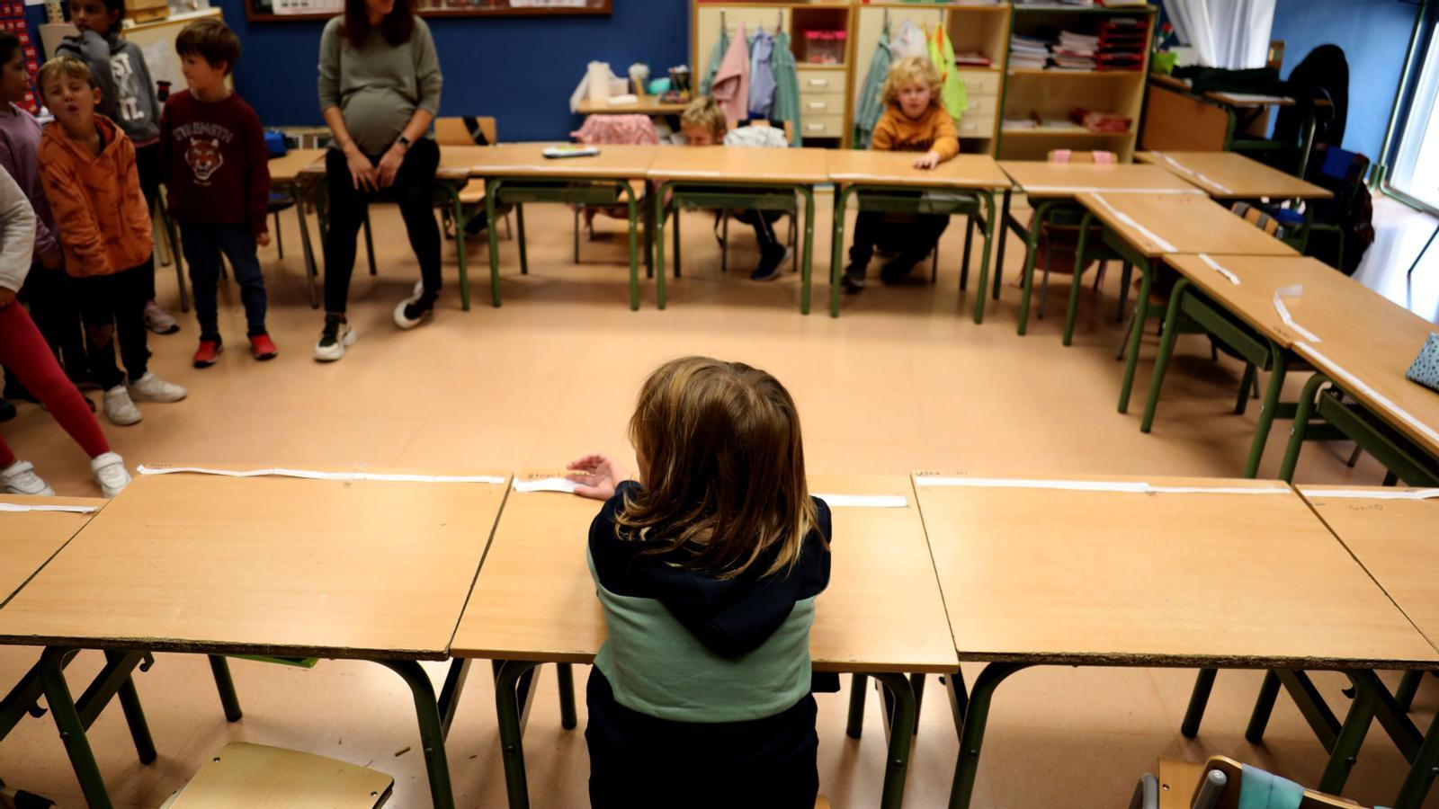 Infants a l'aula.