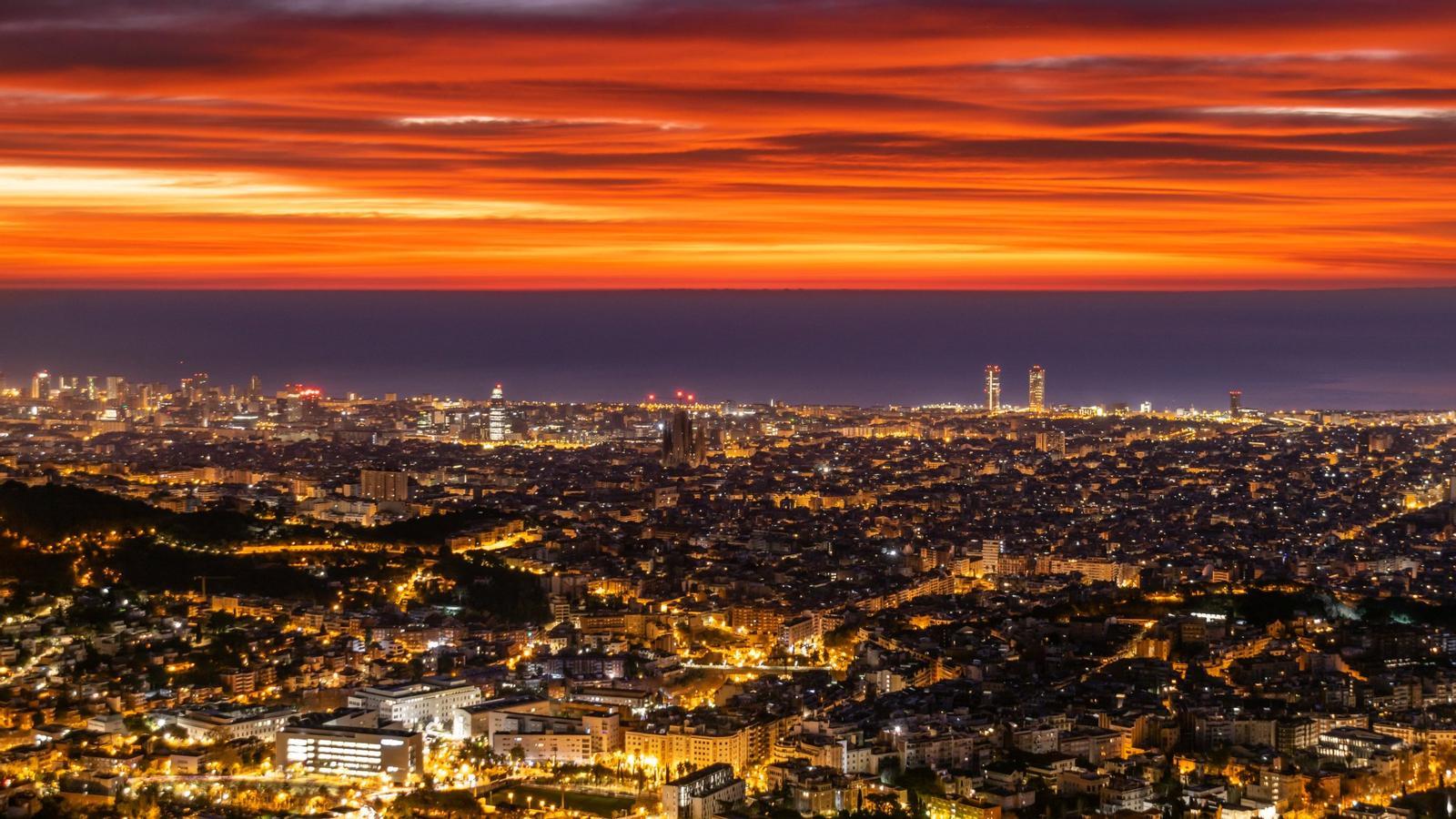 Albada des de l'Observatori Fabra (Baarcelona)