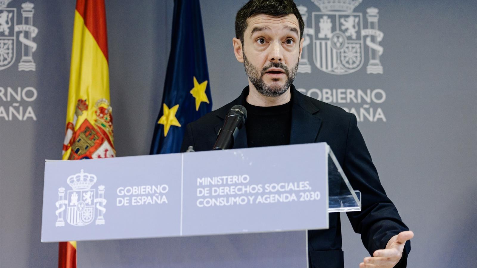 Pablo Bustinduy during the press conference on Friday at the Ministry of Consumption and Social Rights