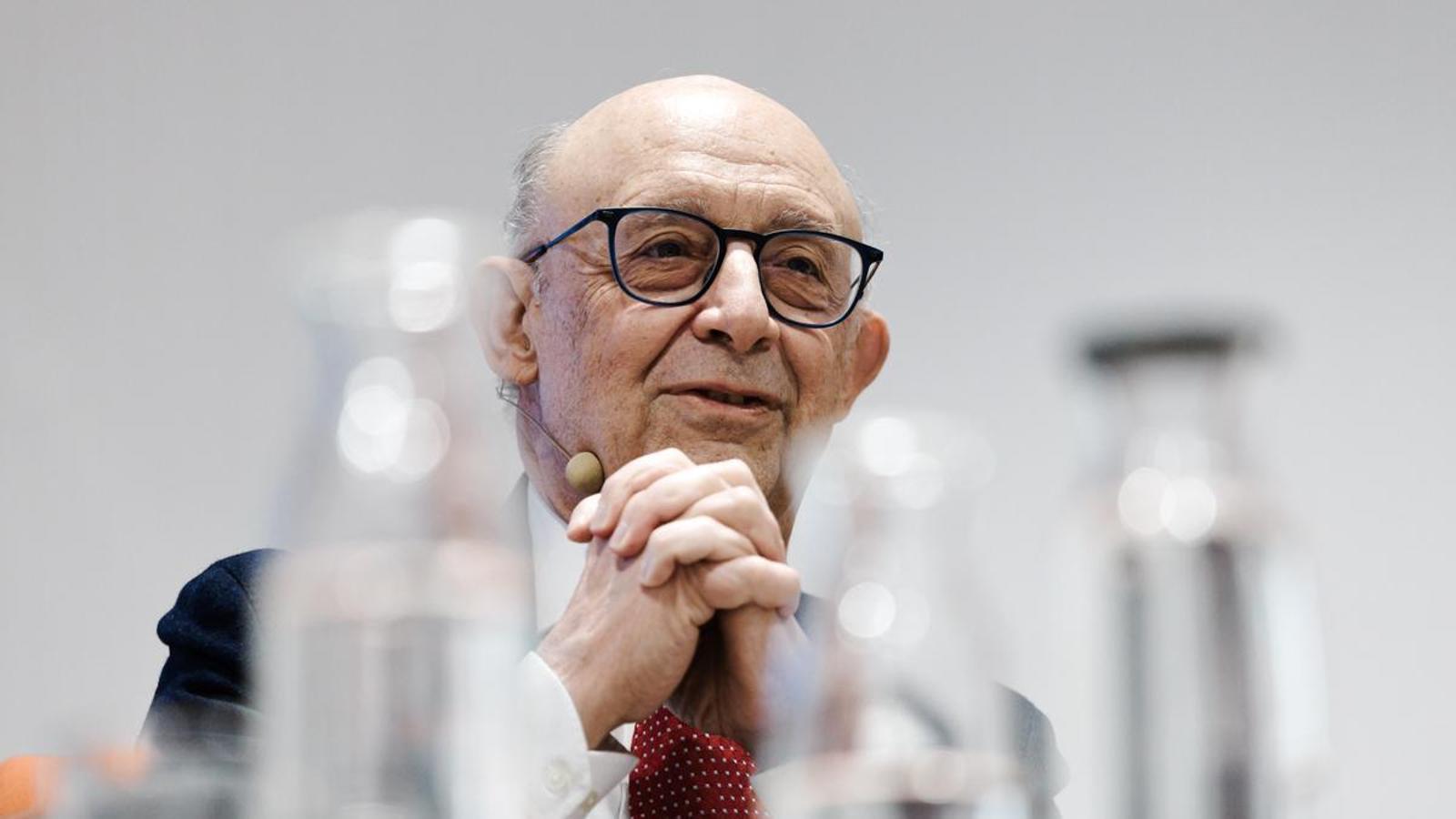 Former minister Cristóbal Montoro participates in a conference on fiscal policy organized by the General Council of Economists in Madrid.