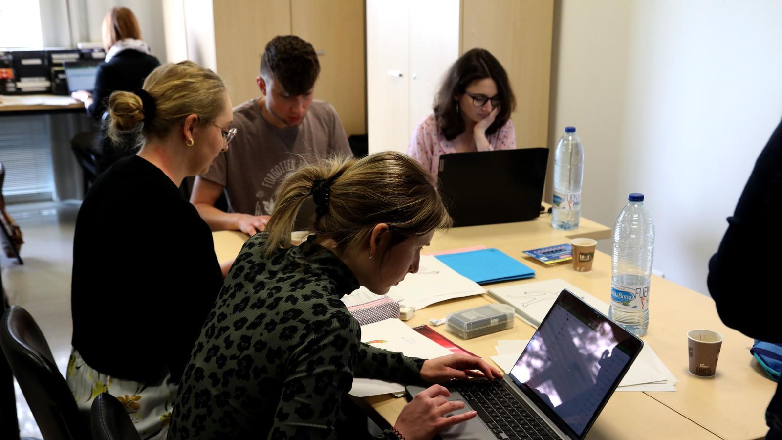 Alumnes, a la universitat.