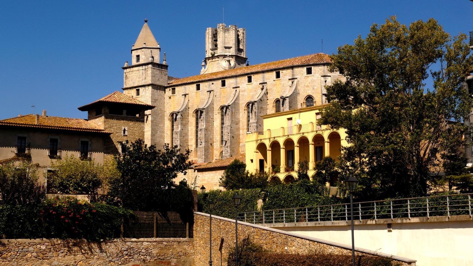 The parish church of Sant Genís in Torroella de Montgrí, in the Baix Empordà region.