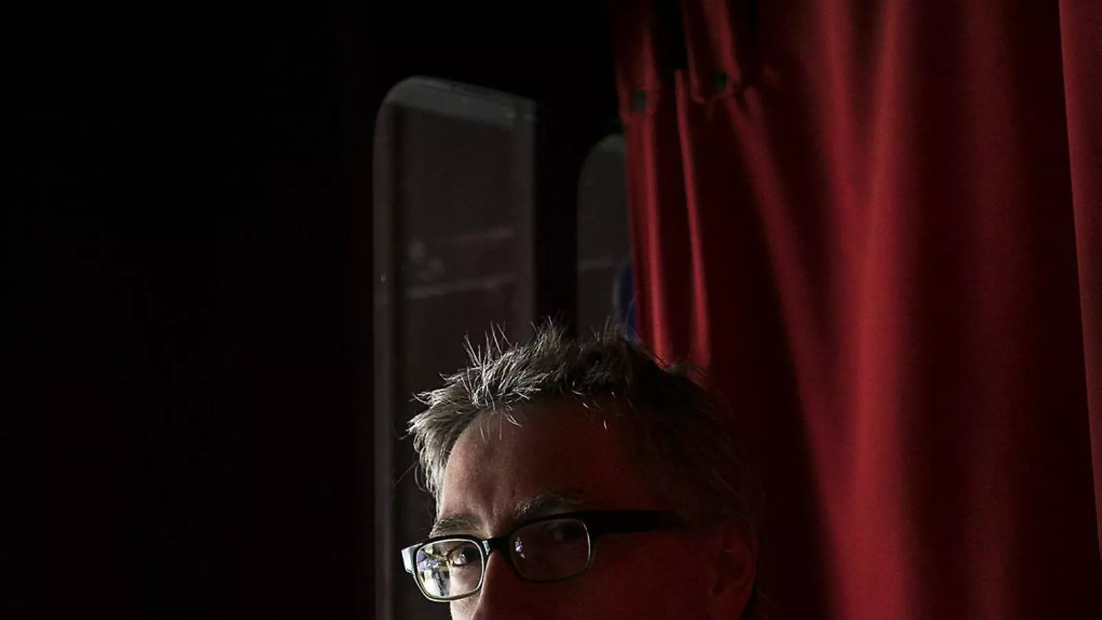 David Trueba: “Una persona intel·ligent és qui s’ha adonat que tot és mentida i segueix jugant”