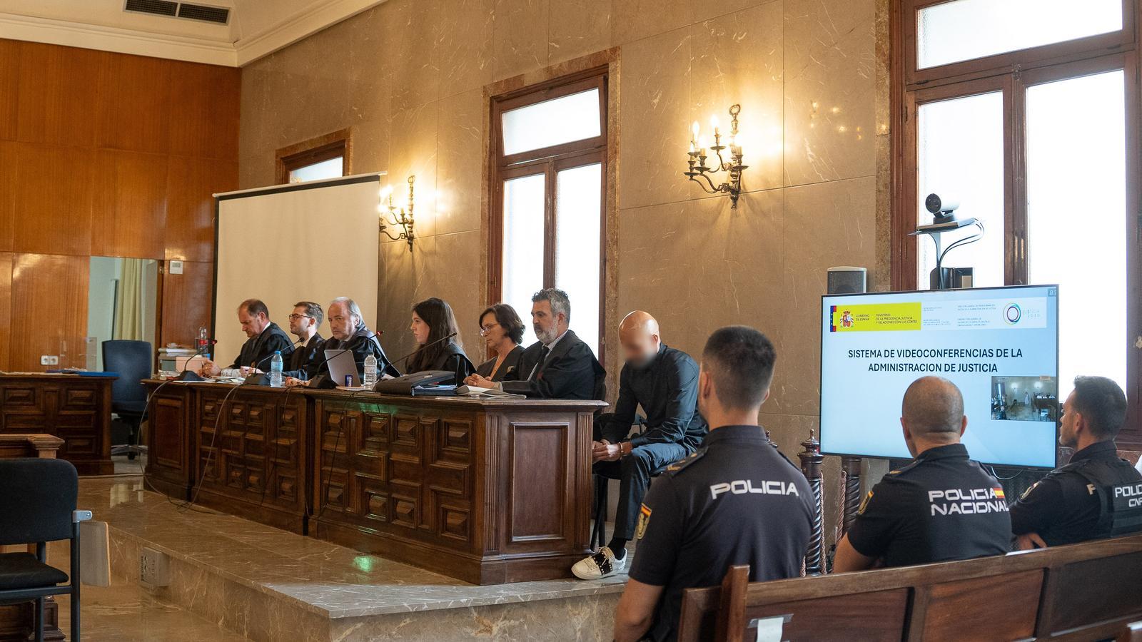L'home condemnat durant el judici