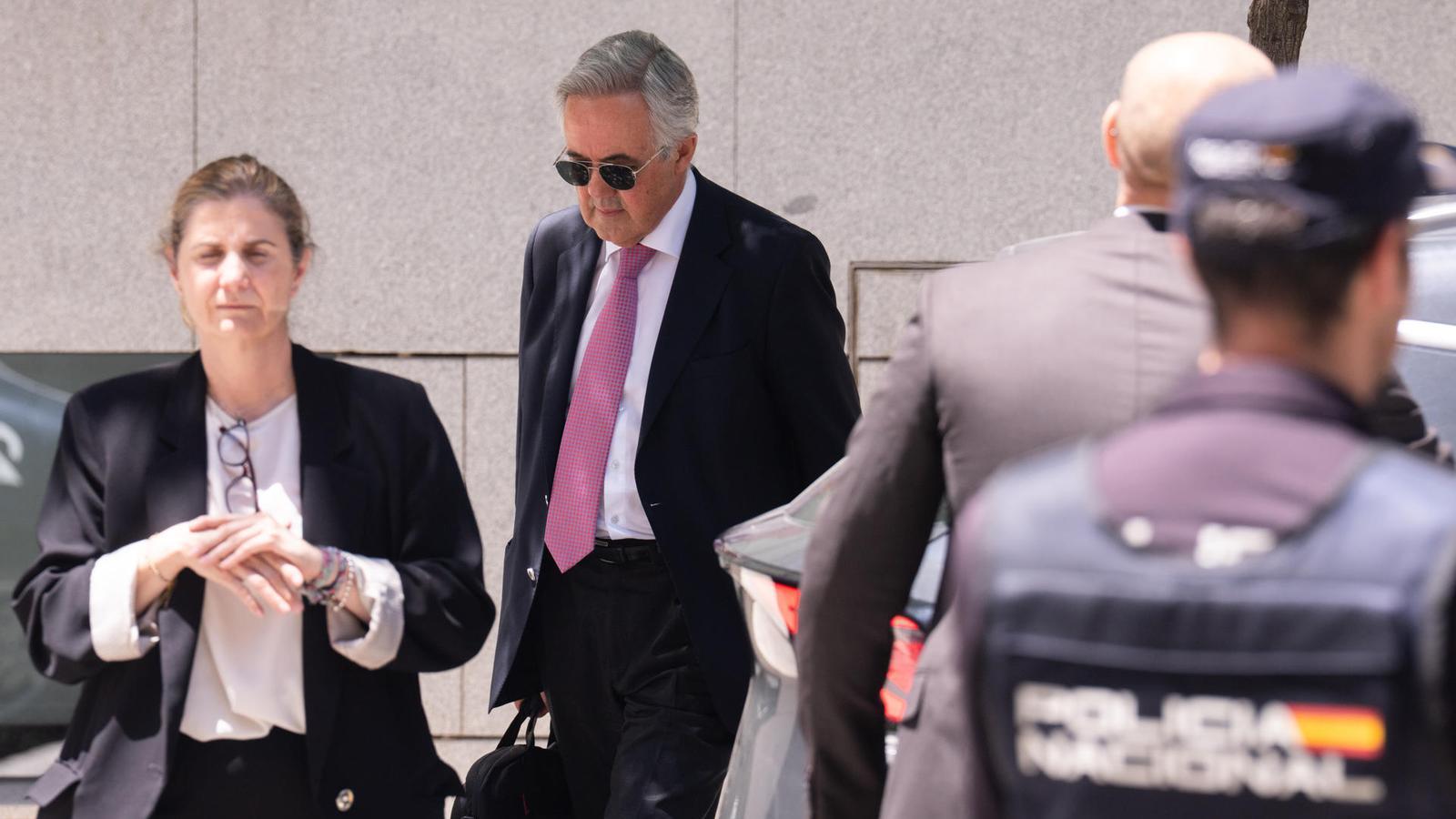 The judge José Luis Calama leaving the National Court after the declaration of José Luis Rodríguez Zapatero