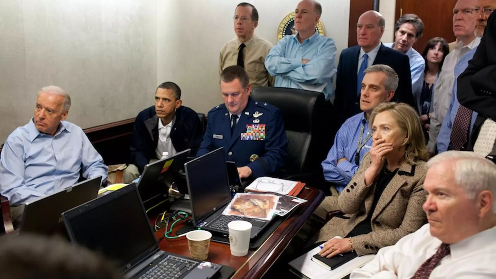 Obama segueix l'operació amb el seu equip