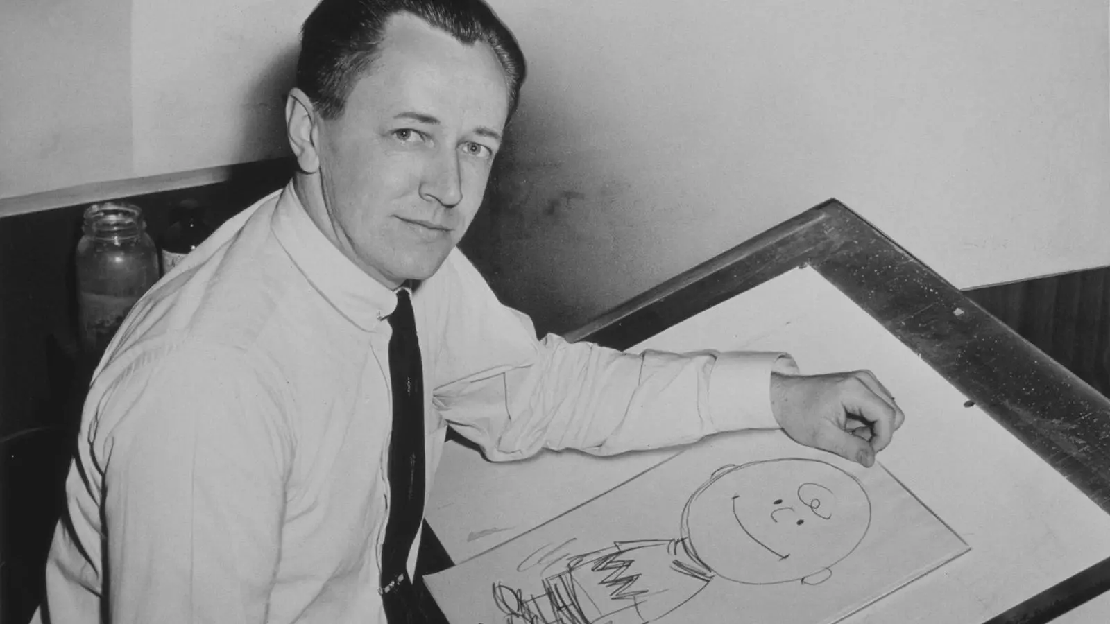 Charles Schultz amb Charile Brown
