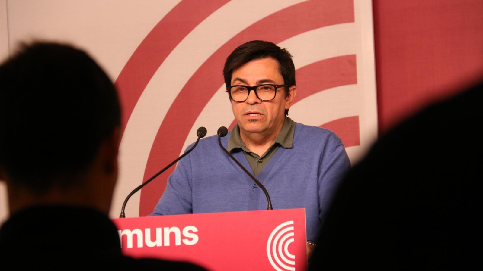 The spokesperson of Comuns, Gerardo Pisarello, in the press conference of this Monday.