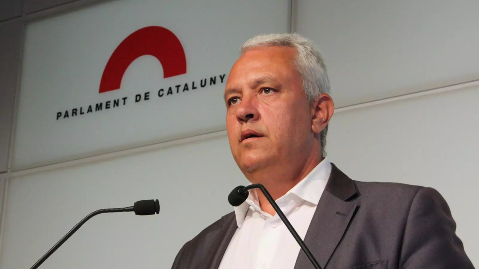 Santi Rodríguez, en roda de premsa al Parlament / ACN