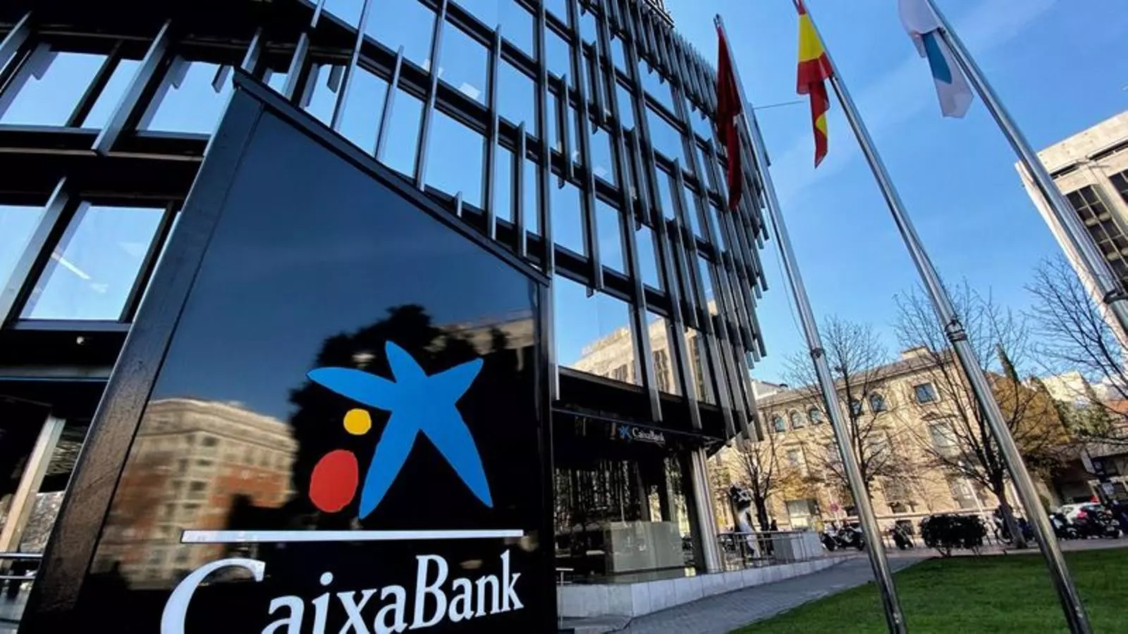 Seu de CaixaBank.
