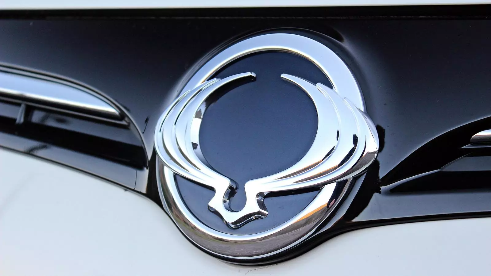 Mahindra es vol vendre SsangYong