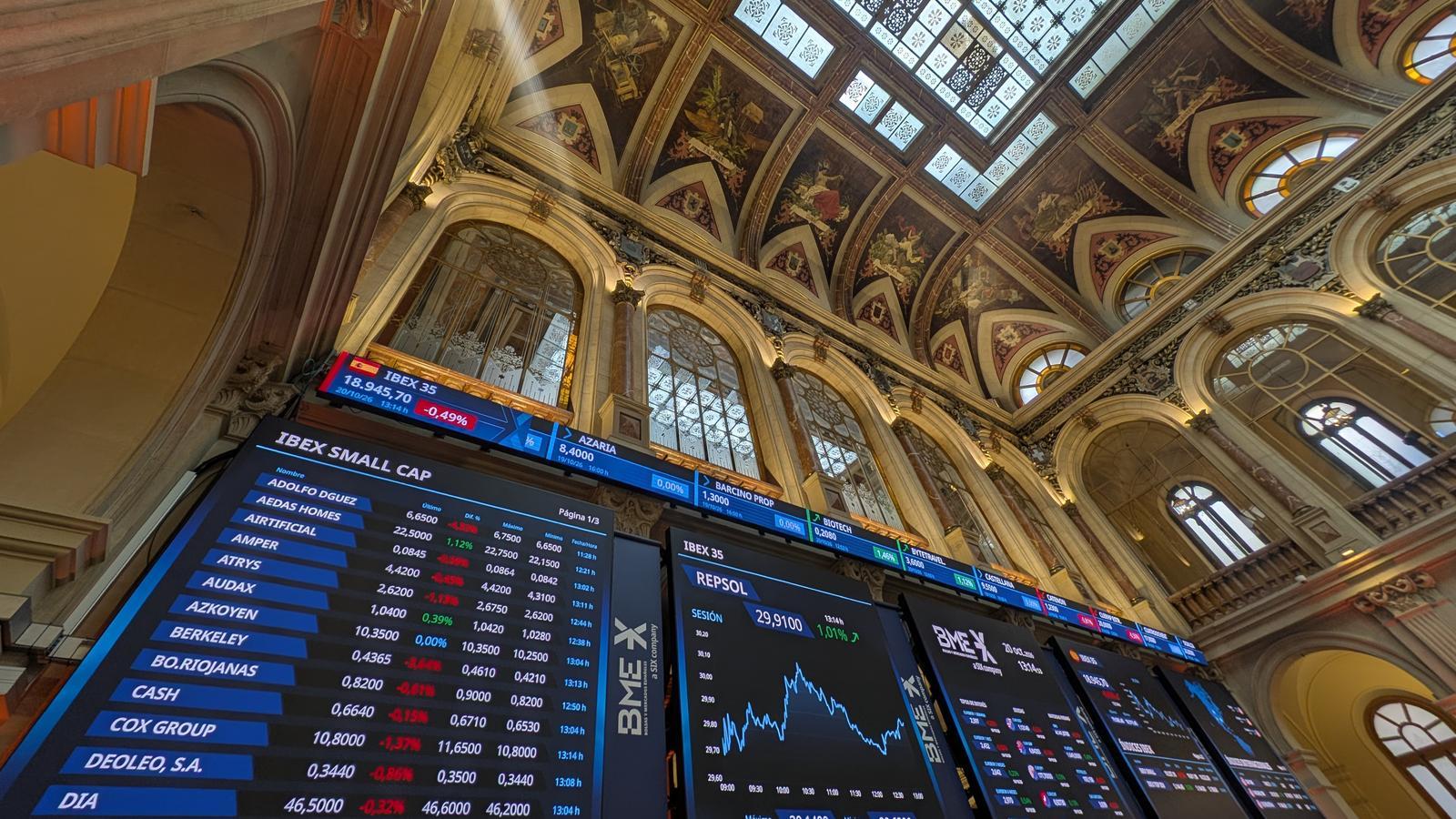 Madrid stock exchange screens