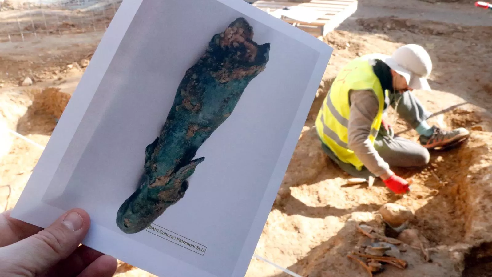 Imatge del fragment de l'estàtua de Mercuri trobat a Salitja.