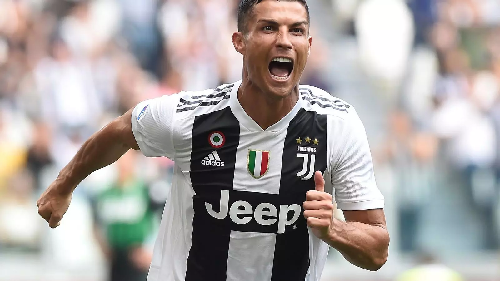 Cristiano Ronaldo s'estrena amb oficialment amb el Juventus