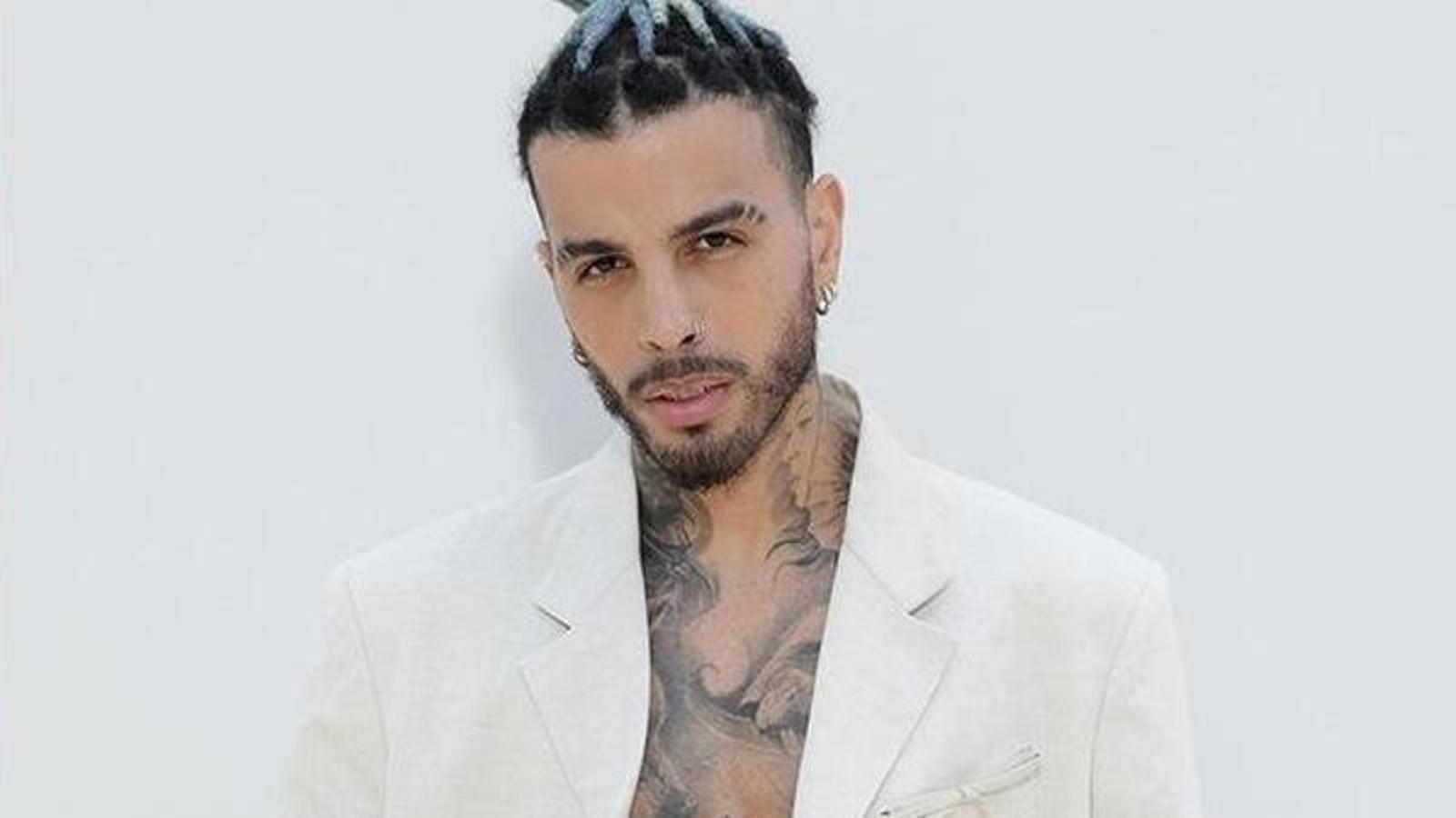 Rauw Alejandro, with the tattoo he had of Rosalía