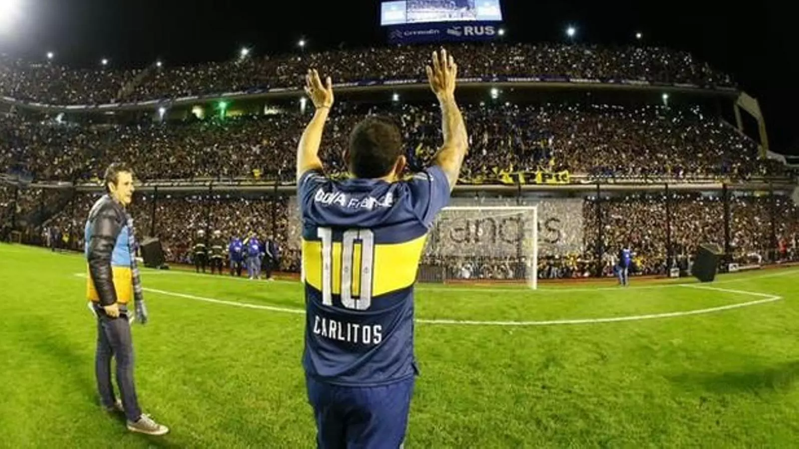 Carlos Tévez, durant la seva presentació a La Bombonera / BOCA JUNIORS