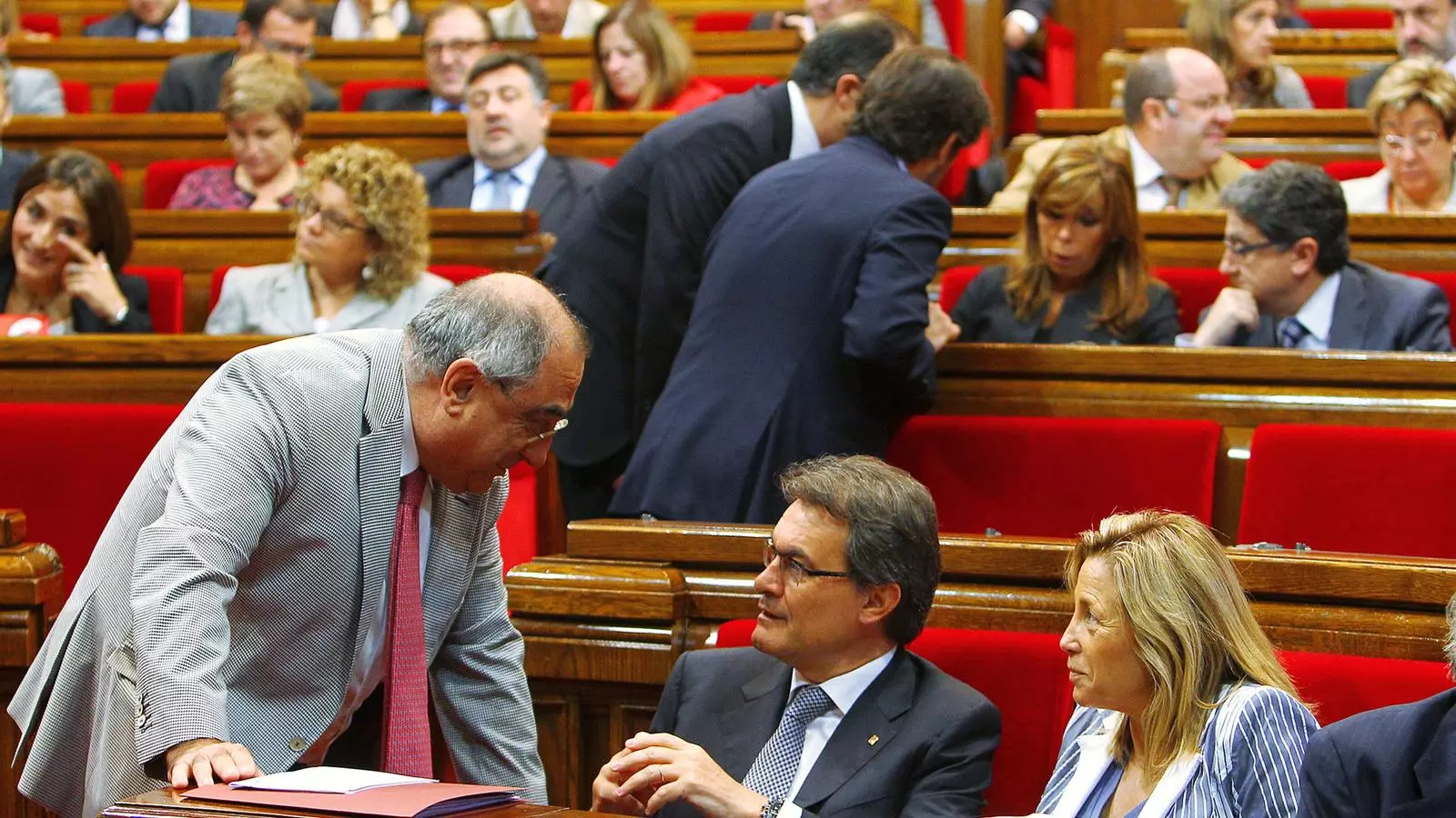 SENSE ACORD Els contactes entre CiU i PSC a la matinada no van servir per a res. Els socialistes no van votar els punts claus de la proposta de pacte fiscal.